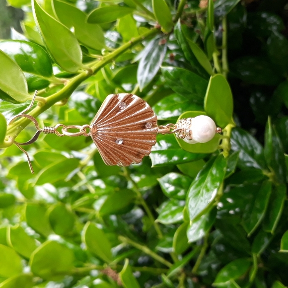 Sea Shell/ Drop Earrings/ Pear/ Rhinestone Detail/ Boho/ Bohemian - Picture 6 of 11